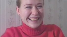 对记者大肆恐慌 赤裸裸的色情女