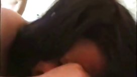情侣录制他们自己的大哥色情片 自制的色情网站的下载视频
