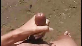 镜子，镜子，谁是最庞大的？ 色情视频来看