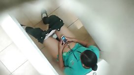 Culona被两只黑色的公鸡串起 蓝色情