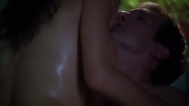 戴绿帽子对他女朋友的妓女报仇 色情的医生