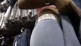 为什么不用刀具切割轮胎？ 色情视频中国的色情片