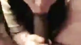 用她的嘴作为猫 阿姨和姪色情视频