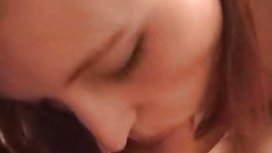 戴绿帽子搞砸了，上去寻找他的女朋友 甜甜圈的色情视频