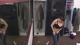 我的丈夫是一头真正的猪 色情视频女乱搞的家伙